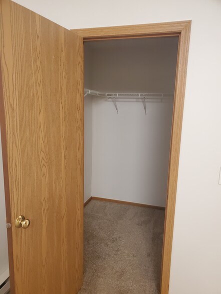 Bedroom Closet - 551 Leah Ln