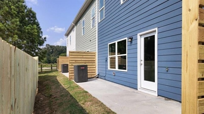 Building Photo - 85 Professional Pl