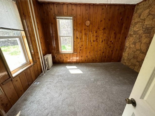 Building Photo - 402 Portage St