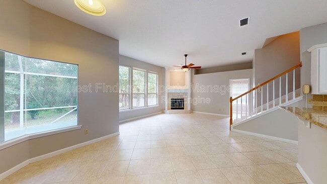 Building Photo - 11861 Lake Fern Dr