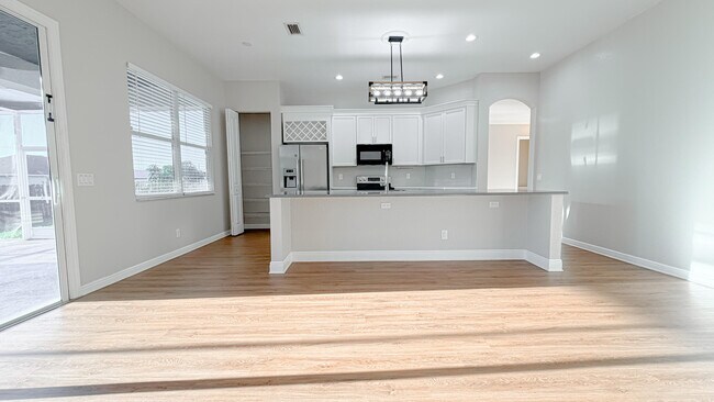 Building Photo - 4002 SW Jarmer Rd