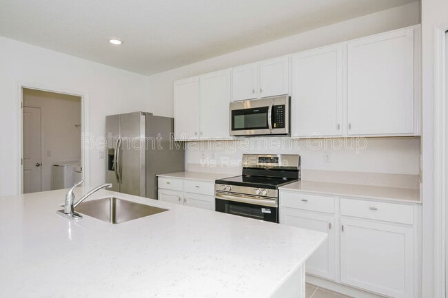 Building Photo - 1212 Belle Isle Ln