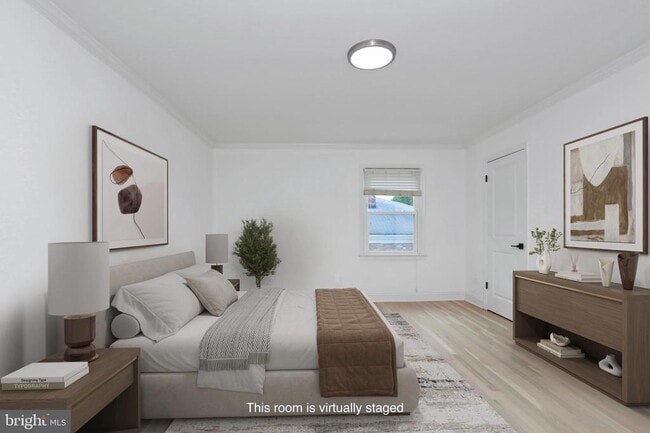 Building Photo - 3858 N Tazewell St