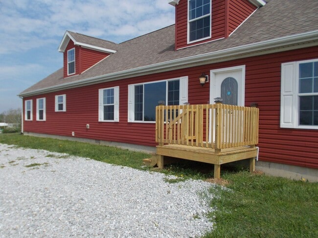Building Photo - Large, Beautiful Home North of Richmond