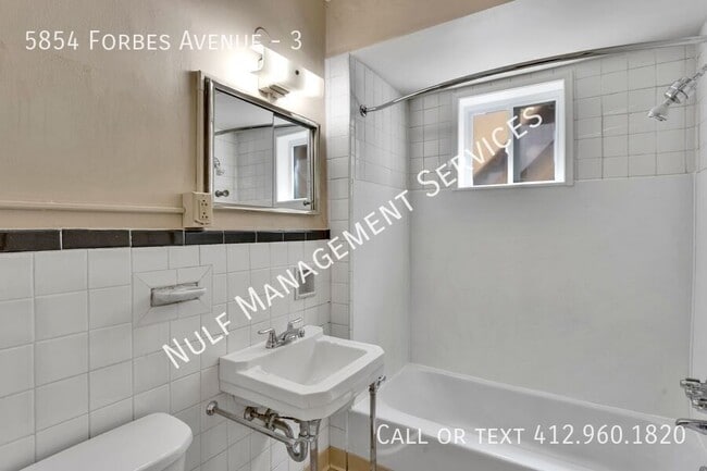 Building Photo - 5854 Forbes Ave