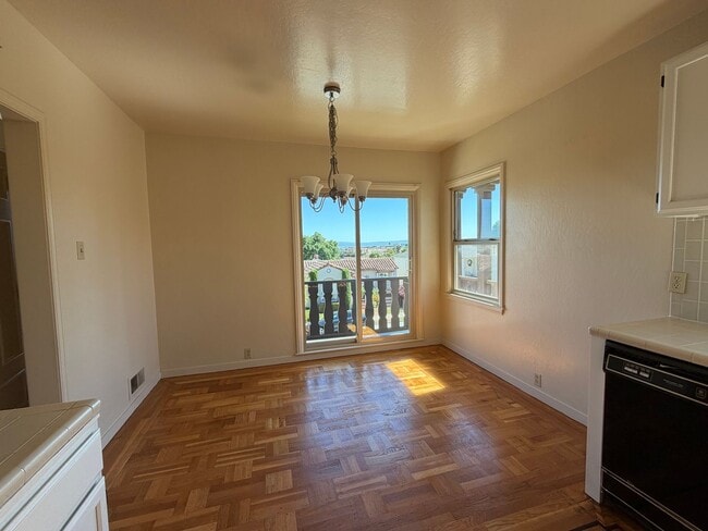 Building Photo - 4BD/3BA Two-Story Home | Flexible Layout + Big Backyard