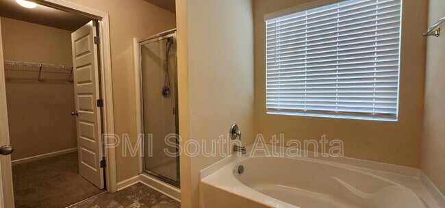 Building Photo - 651 Mill Creek Trail