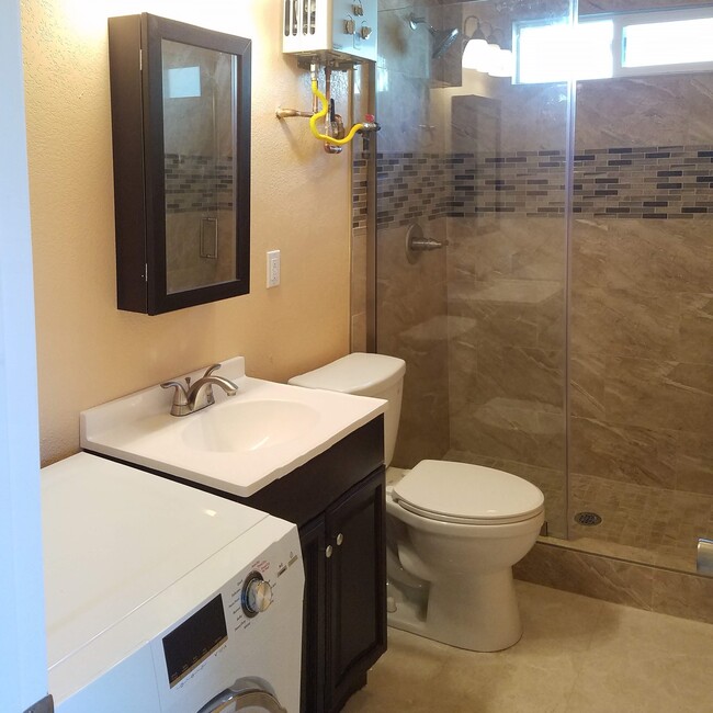 Bathroom - 33896 Rowland Dr