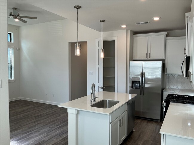 Building Photo - 3259 Loam Ln