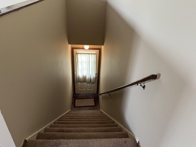 Building Photo - 480 Stratford Way