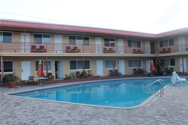 Building Photo - 1010 S Federal Hwy