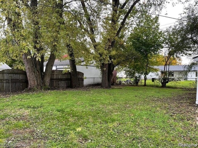 Building Photo - 3424 Toepfer Rd
