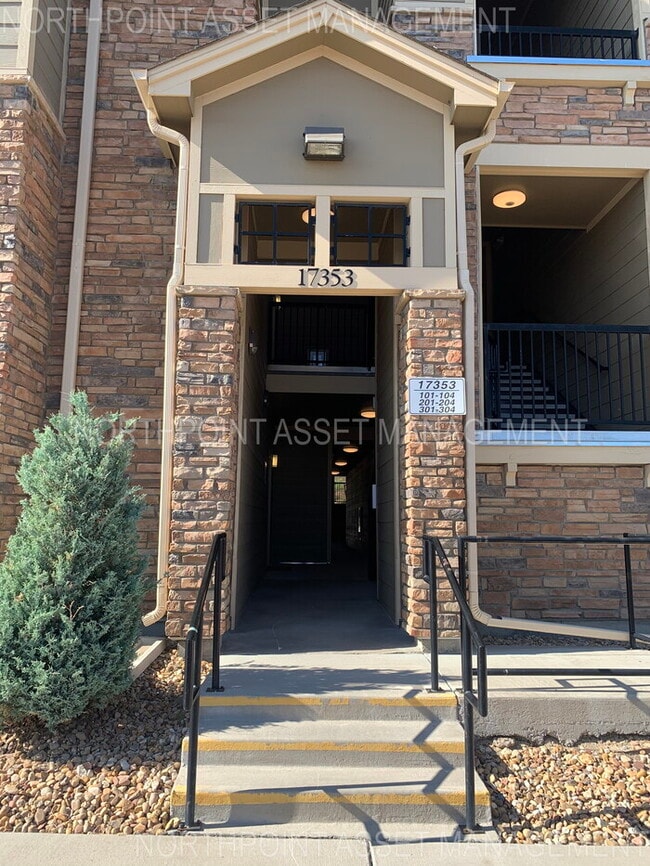 Building Photo - Gorgeous 2 beds 2 baths in Parker!