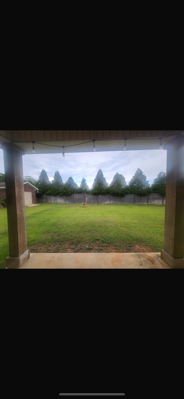 Building Photo - 101 Belhaven Dr