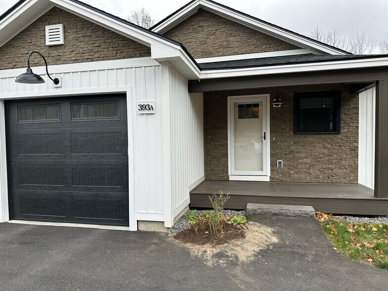 Building Photo - 393 Pleasant Valley Rd