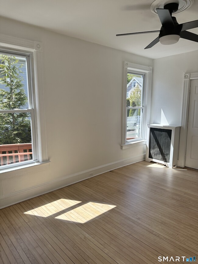 Building Photo - 42 1st St