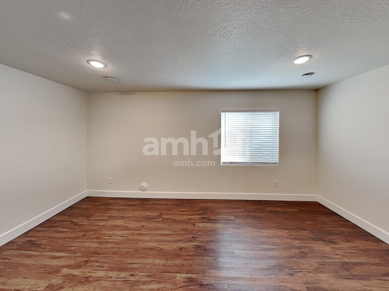 Building Photo - 6084 W Copper Hawk Dr