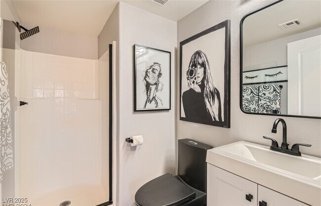 Building Photo - 7250 Diamond Canyon Ln