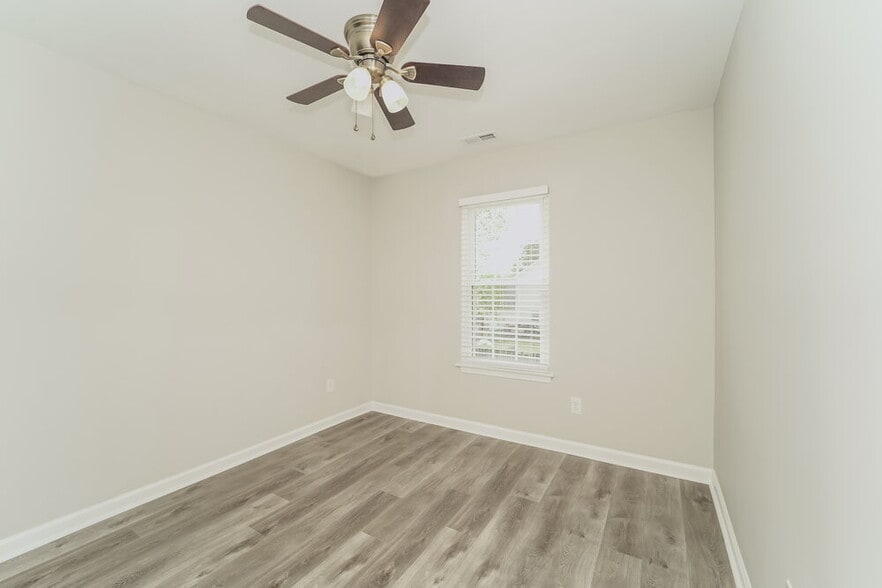 Building Photo - 3612 Denise Dr