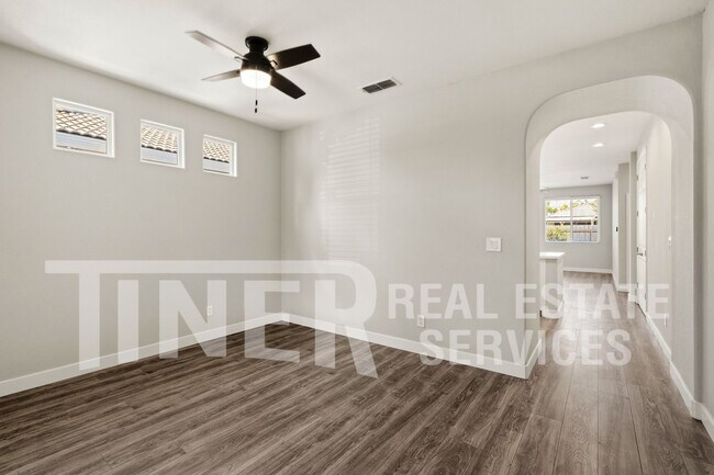 Building Photo - 1839 Dawnelle Way