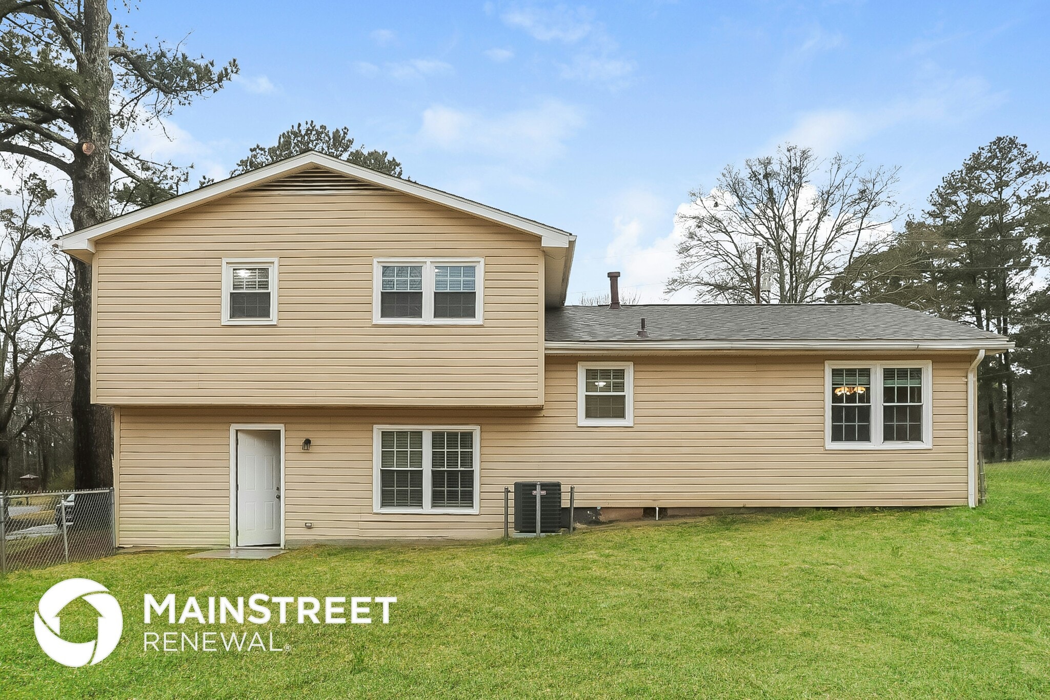 Building Photo - 3037 Kathy Ln NW