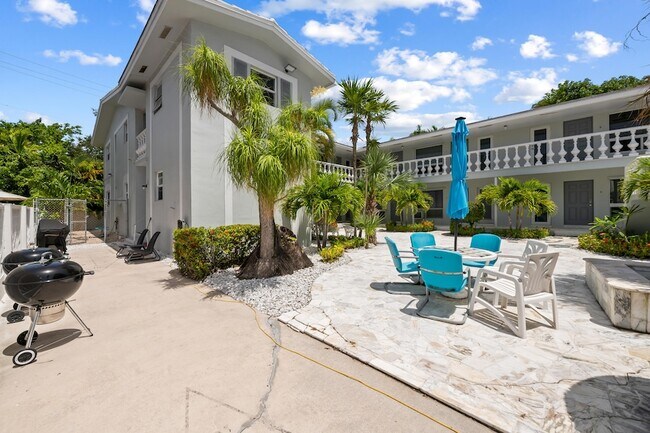 Building Photo - 915 Intracoastal Dr