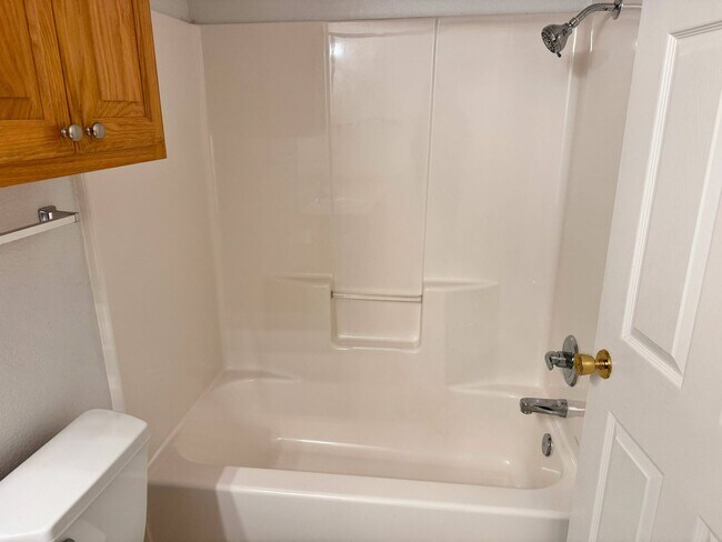 Building Photo - 5426 Ricci St