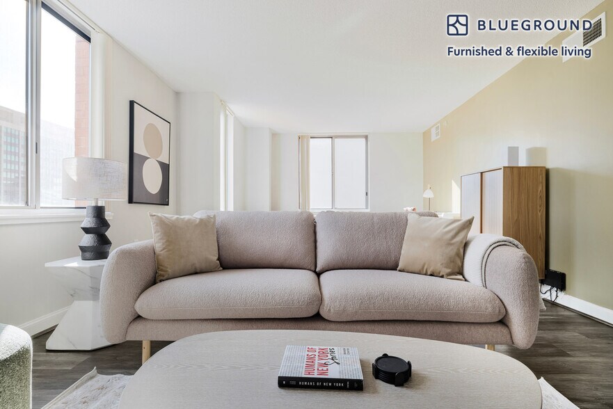 Building Photo - 4835 Cordell Ave