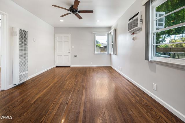 Building Photo - 499 N Oakland Ave