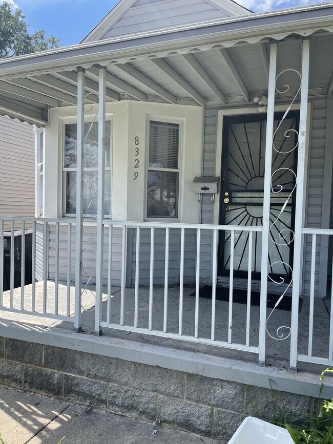 8329 Greenlawn 8329 Greenlawn St Detroit MI 48204 Apartment Finder