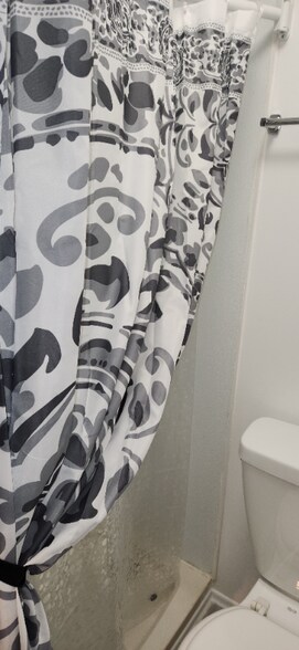 Building Photo - 24302 111th Ave SE