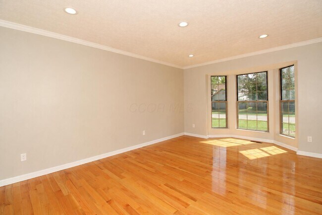 Building Photo - 2515 Pressman Dr