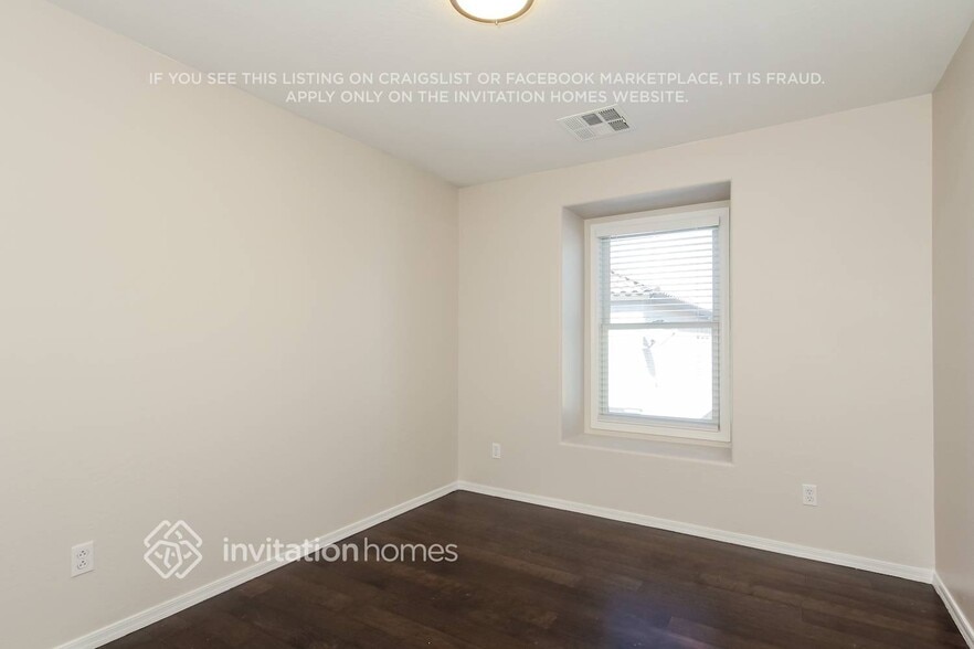 Building Photo - 28958 N 124th Dr