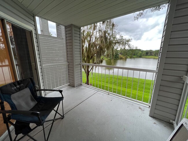 Building Photo - Beautiful LAKEFRONT Condo in Lake Mary ~ N...