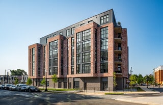 Building Photo - 1402 H St NE