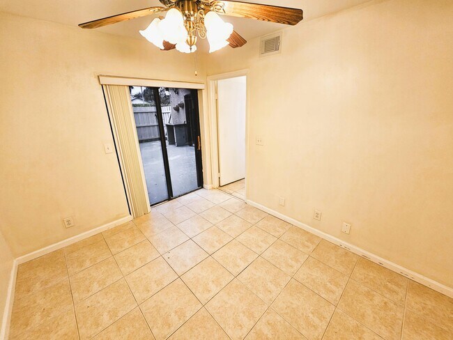 Building Photo - 6163 Seven Springs Blvd