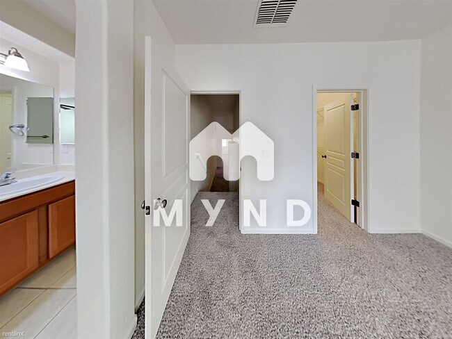 Building Photo - 2 br, 2.5 bath Condo - 2580 W El Camino Av...