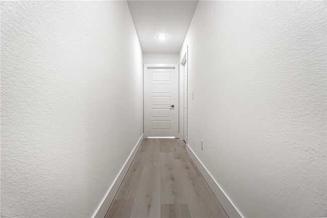 Building Photo - 2675 SW Livingston Square