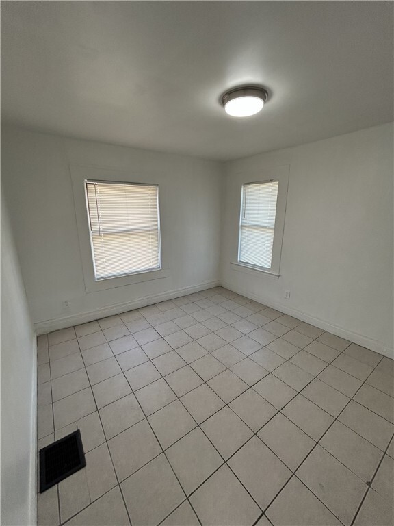 Building Photo - 301 Weaver St