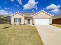 Building Photo - MOVE-IN Ready Home in New Market! $1,200 Rent Special!