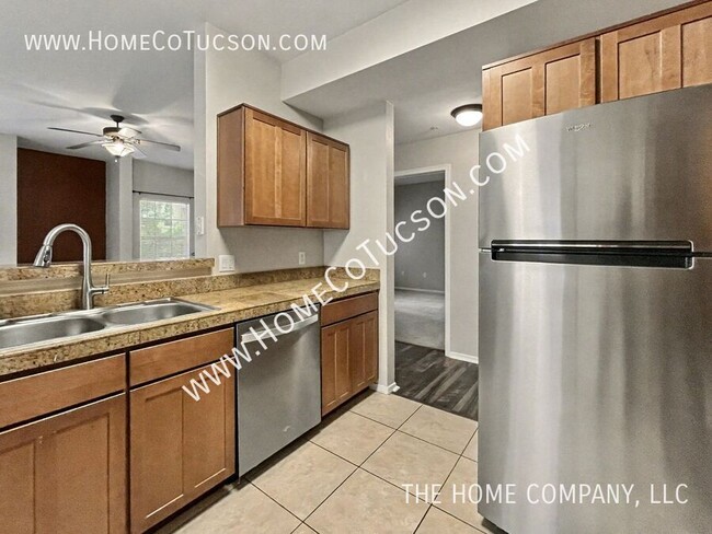 Building Photo - 1500 E Pusch Wilderness Dr