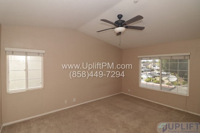 Building Photo - 3 Bedroom 3 Bathroom 2 story home in Ramona!