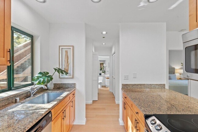 Building Photo - 4250 El Camino Real