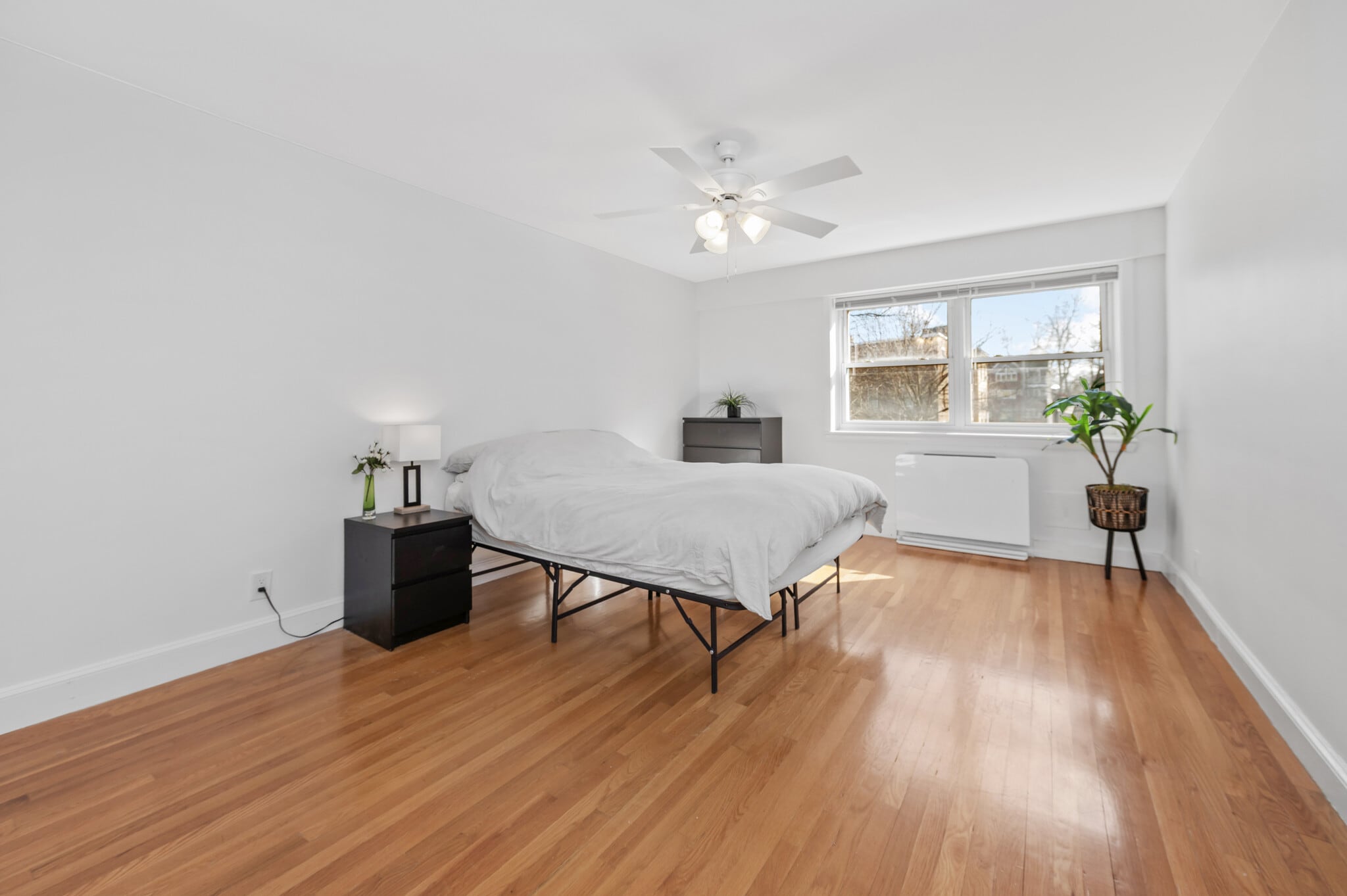 Building Photo - 131 Sewall Ave