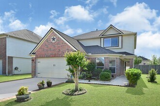 Building Photo - 8027 Saffron Ln