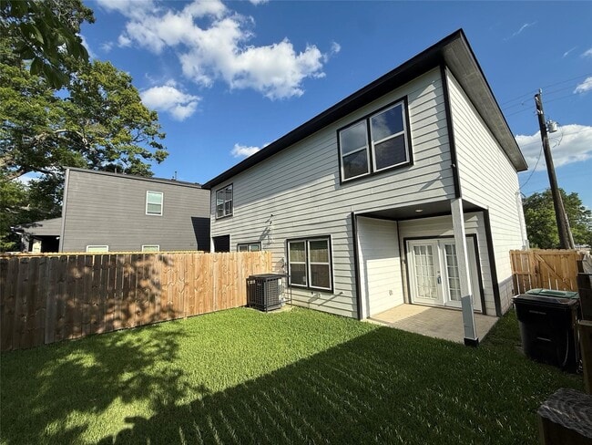 Building Photo - 4511 Reed Rd