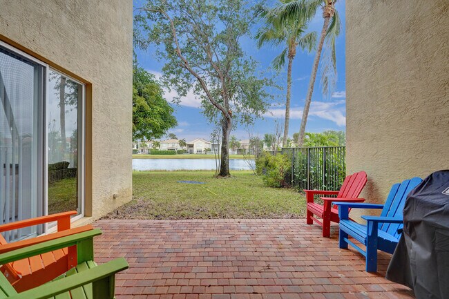 Building Photo - 8876 Sandy Crest Ln