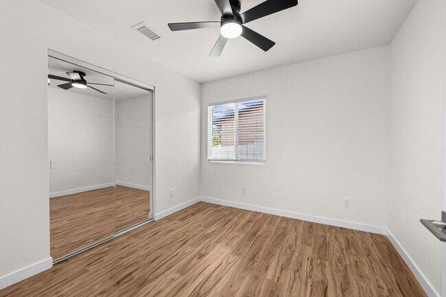Building Photo - 4922 Tierra Baja Way