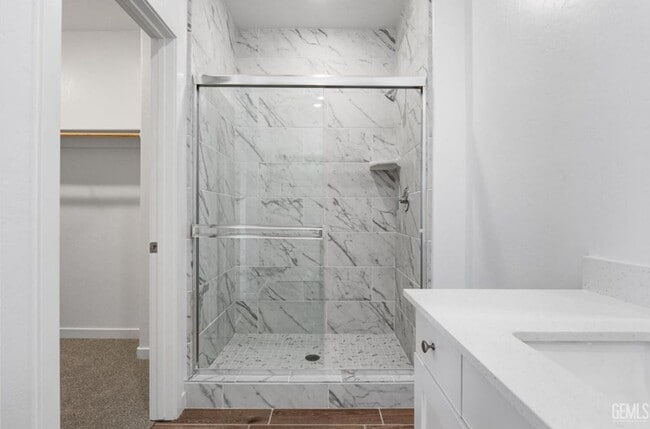 Building Photo - New Construction Call to set up a showing