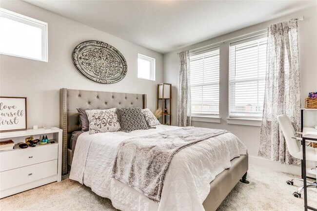 Building Photo - 7400 Wynkoop Ct